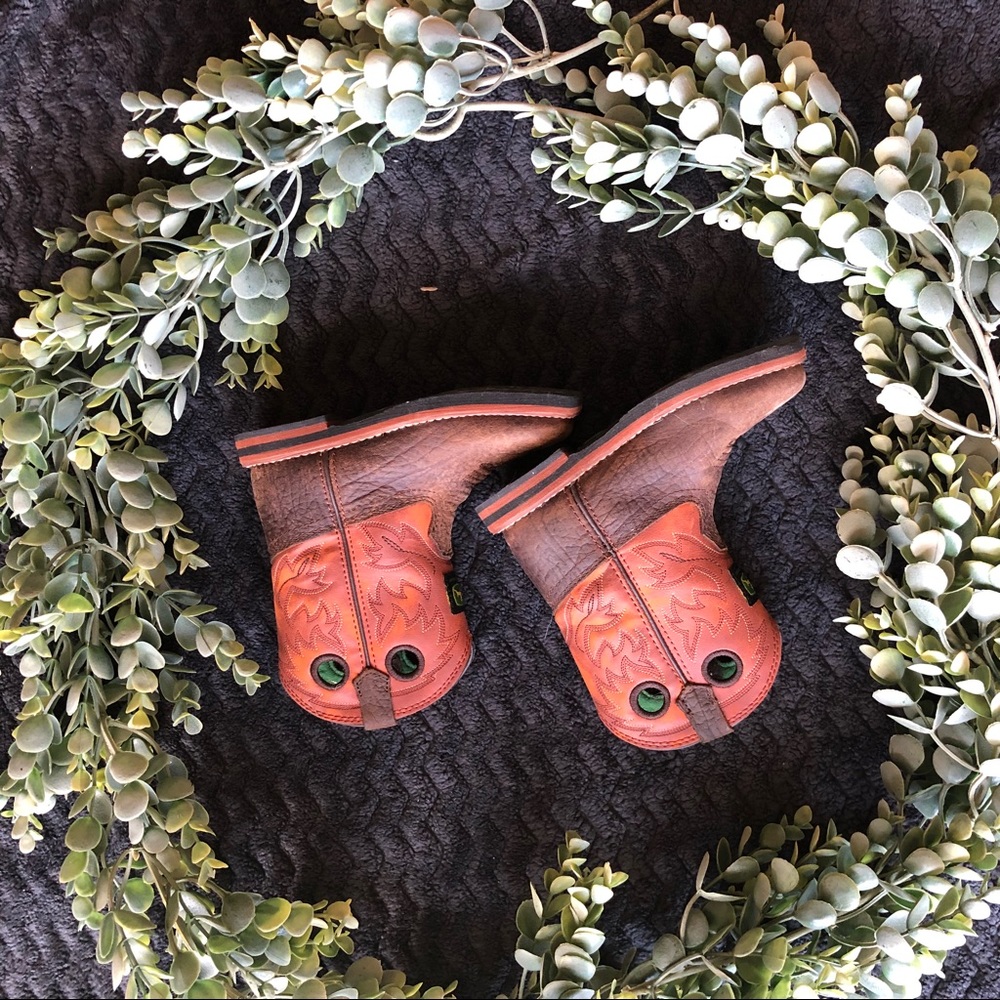 8M toddler boots - John Deere